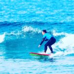 Lorie Pester Instagram - Hâte de retrouver les vagues !!! 🌊 Et vous vous allez pouvoir partir un peu en vacances ? Où ça ? ☀️