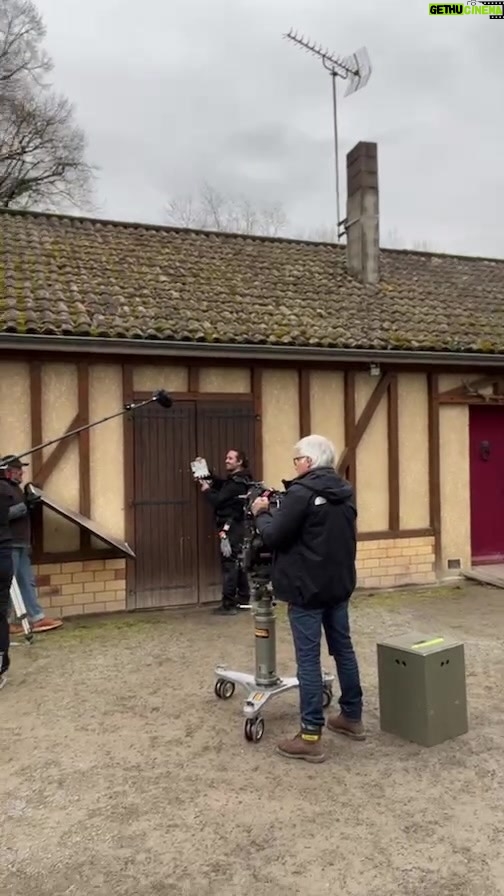 Lorie Pester Instagram - #live #tournage « Les mystères de la duchesse ». @france3 @france_tv @flachfilmprod @jeremybanster Angoulême, France