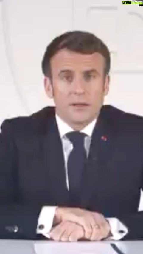 Lorie Pester Instagram - Stratégie nationale contre l’endométriose ! 🎉