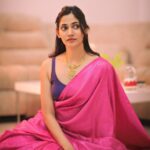 Losliya Mariyanesan Instagram - Me, Myself & I Short by @dhanush__photography Saree @tribanga_india Jewels @adornachennai