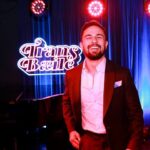 Luca Scarpelli Instagram - completamente realizado por ter apresentado o Trans Baile junto com as maravilhosas idealizadoras @hellobielo e @transpreta foi um evento muito simbólico e poderoso. a primeira premiação para pessoas trans feita por pessoas trans. estamos vivendo a historia, amigues 🏳️‍⚧️✊💕 (ps: são muitas pessoas lindas e fotos lindas pra um carrossel só! sintam-se todes muito amades) 📸 @bernoch_ Trans Power