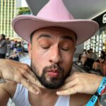 Luca Scarpelli Instagram - dump #pride pra vcs com a minha primeira maquiagem sozin ✨ #pridemonth #lgbtpride #lgbtq #lgbtcommunity #trans #transgender #transpride Orgulho Lgbtqia +