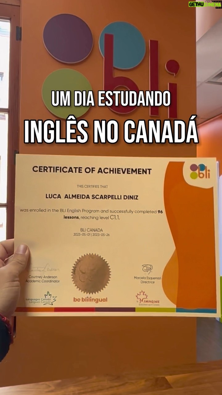 Luca Scarpelli Instagram - a @beeducationintercambio levou a gente pra estudar em Montreal numa escola chamada @bli.canada e eu amei tanto que queria passar esse restin de ano morando no Canadá 🥹