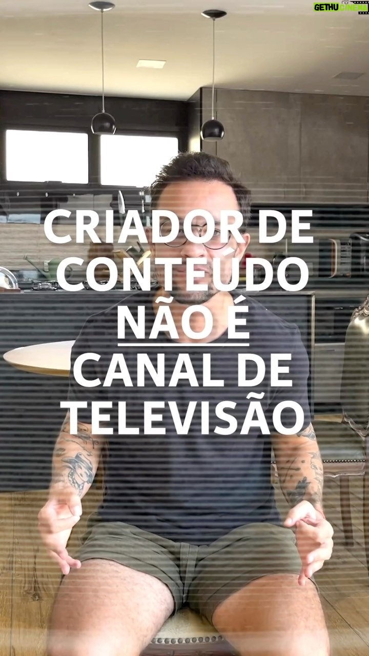 Luca Scarpelli Instagram - eita como habla marcas & agencias essa é pra vcs
