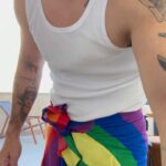 Luca Scarpelli Instagram - dump #pride pra vcs com a minha primeira maquiagem sozin ✨ #pridemonth #lgbtpride #lgbtq #lgbtcommunity #trans #transgender #transpride Orgulho Lgbtqia +