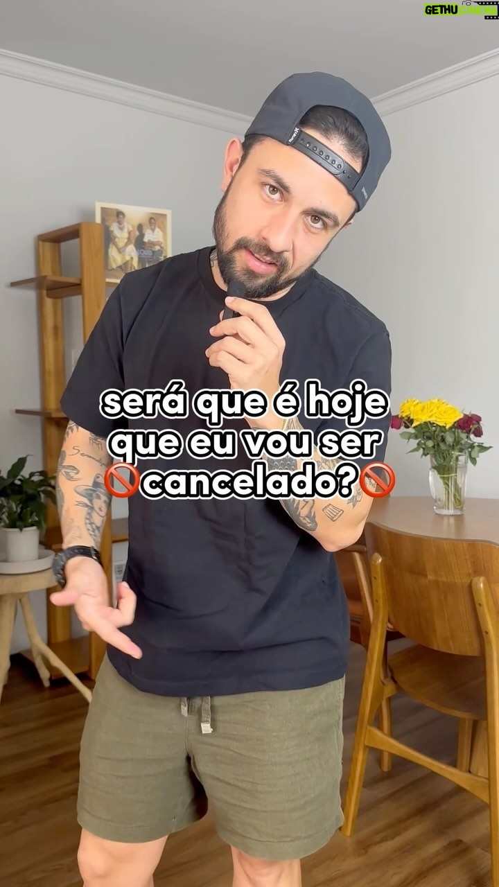Luca Scarpelli Instagram - morro de medo de vcs