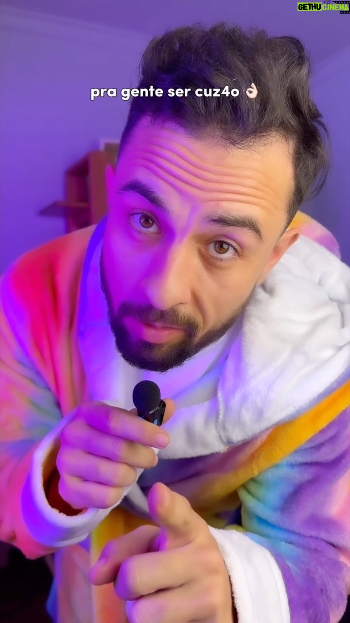 Luca Scarpelli Instagram - não pode despejar no coleguinha né