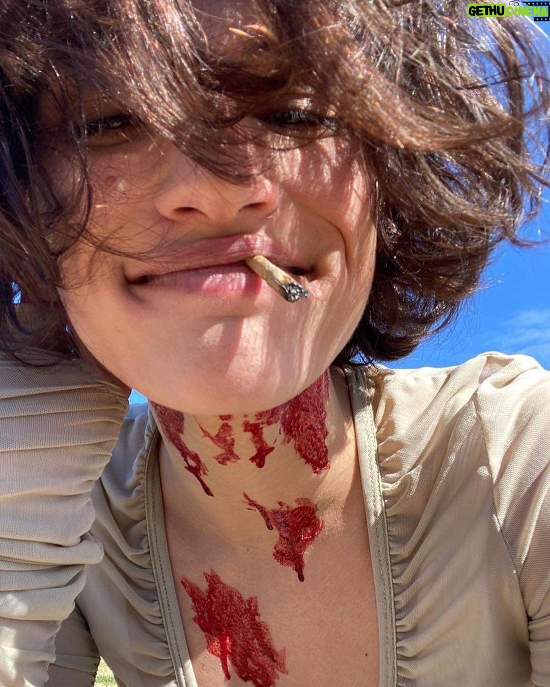 Lucia Passaniti Instagram - Grand melting pot de ce début d’année en attendant d’avoir de grandes nouvelles à vous annoncer 🌻