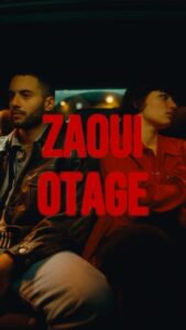 Lucia Passaniti Instagram - Otage (Clip officiel) - Depuis le début, j’ai cette scène en tête pour ce titre. La pluie, les lumières de la ville et des amoureux qui crient à l’arrière d’une berline. L’usure mais aussi la force prodigieuse du couple. Tout se répare, rien ne se perd. Merci aux deux fabuleux acteurs qui ont bien voulu l’incarner @lucia_passaniti @mehdimeskar Merci à mon acolyte talentueux @etienneblg qui a bien voulu le réaliser, le filmer et le monter Merci à @leeeroy.mov pour le coup de main aux lights Je n’aurais pu imaginer plus belles images pour Otage. Bon visionnage ❤️