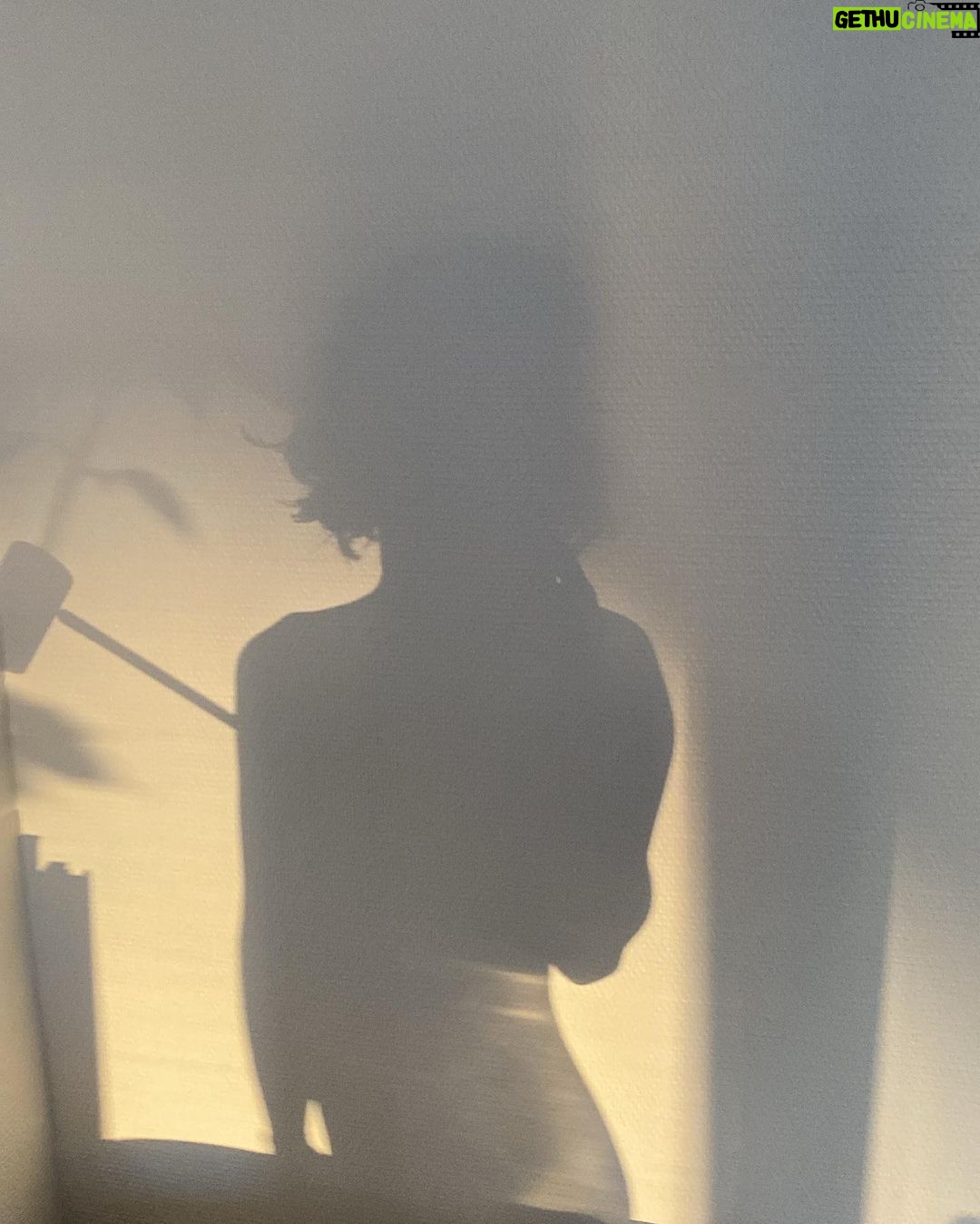 Lucia Passaniti Instagram - Petit bout d’été Paris, France