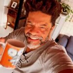 Luciano Quirino Instagram - Bom dia !!!☕️😉 Só pra não perder o costume 😉🌻🙌🏾