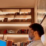 Luciano Quirino Instagram – Home Office 😉🙌🏾🍀✍🏾
Bom dia !!! ☕️