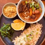 Luciano Quirino Instagram – Feijoada Vegana 😉 
Lugar agradável, comida e atendimento nota 10 😉 @buriti_vegetal Buriti Vegetal