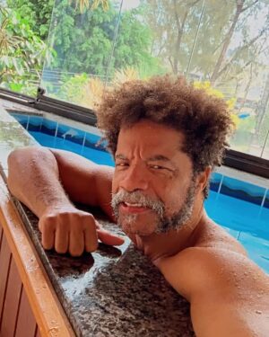 Luciano Quirino Instagram - Rio 40° 
Bom dia !!!☕️