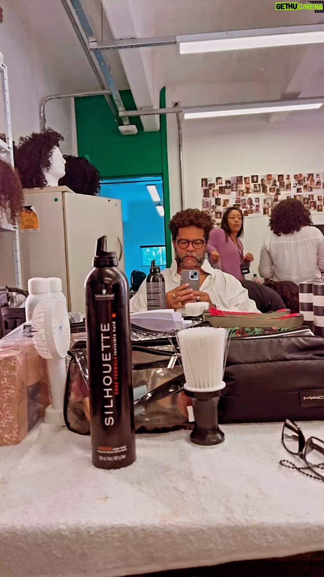 Luciano Quirino Instagram - Caracterização a todo vapor !!!! #donabeja @florestaprod @hbomaxbr