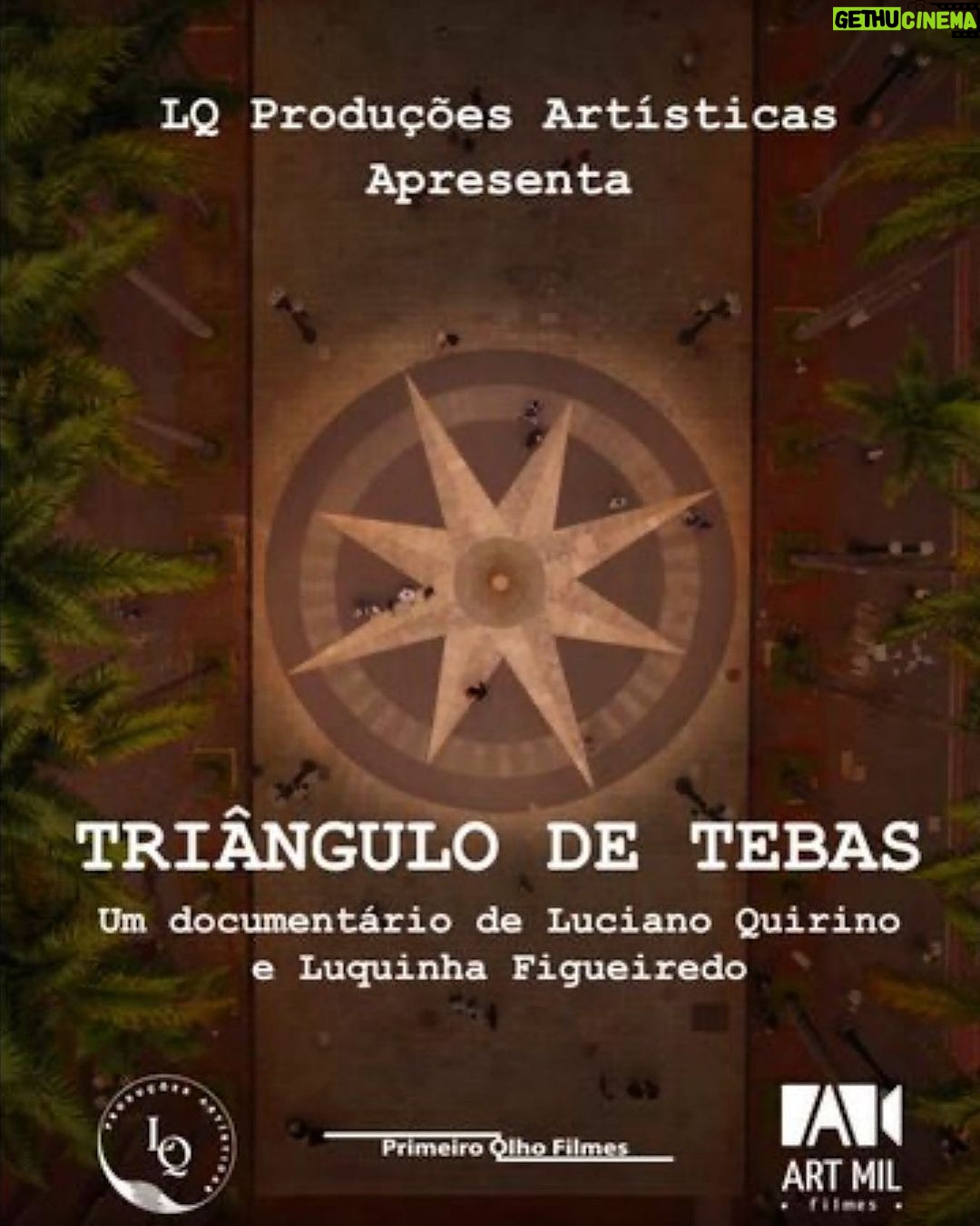 Luciano Quirino Instagram - Foi como forma de aprimorar o meu trabalho, ter autonomia e consequentemente contar e protagonizar nossas histórias que surgiu o “Triângulo de Tebas”. A ideia é desenvolver projetos criando oportunidades para toda uma diversidade de pessoas e culturas que vivem à margem do apagamento da discriminação e do preconceito. O documentário “Triângulo de Tebas”que produzi e dirigi, trás a importância da Diáspora Africana na Arquitetura do Centro Histórico de São Paulo, e o processo de inovação tecnológica e empreendedorismo negro, que tomei conhecimento através da pesquisadora e Bióloga Luquinha Figueiredo. Com esse filme documentário pretendemos resgatar histórica e culturalmente Tebas (Joaquim Pinto de Oliveira ) que foi recentemente reconhecido como Arquiteto pela Associação Paulista de Arquitetos. A relevância desse projeto está em dar visibilidade ao potencial do negro como alguém que projeta, cria, e não somente como força escrava e de mão de obra como é mais conhecido historicamente até hoje. Estou em busca de novas formas e ferramentas pra combater essas disparidades e exaltar de maneira mais justa e diversificada a cultura e a arte que existe no nosso país. #triangulodetebas #triangulodetebasofilme #triangulodetebasdoc #cinema #movie @umqdeluquinha @duplavisaolq2 #protagonizandonossashistorias #lqproducoesartisticas #triangulodetebas #triangulodetebasofilme #triangulodetebasdoc #lqproducoesartisticas #cinema #documentario