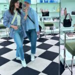 Lucy Hale Instagram – paris roundup 🥖

thank you @thepeninsulaparis for your generosity & so many cappuccinos. 
& @morganpesante you were the best travel partner 👯‍♀️ The Peninsula Paris – Official