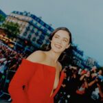 Lucy Hale Instagram - wowow the @balmain SS24 show in Paris was unforgettable ♥️ Was dying to get photos of the collection but…gloves! Congratulations @olivier_rousteing & thank you for having me at my first Balmain show ever ! Paris, France