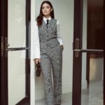 Lucy Hale Instagram - giving my best @diane_keaton for todays @hollywoodreporter Women in Entertainment breakfast in @dior 🖤 📷: @claireleahy @mollyddickson @fionastiles @hairbyjohnd