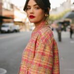 Lucy Hale Instagram - “hi Barbie!” energy Yesterday with @carolinaherrera 💝 📷: @thestreetsensei @mollyddickson @sooparkmakeup @ericka_verrett New York, New York