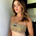 Lucy Hale Instagram - tonight with @miumiu ✨ @mollyddickson @kdeenihan @kristin_ess @clarke_johnson @jenna_filingeri