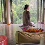 Lucy Hale Instagram – Wow. Incredibly thankful to spend time in Bali in an effort to keep learning, healing, and growing. I am so grateful to @kuammalu & all the wonderful people I met who shared their time and energy with me 🤍 Bali, Indonesia