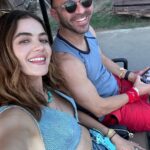 Lucy Hale Instagram - April thangs 🤍⛳️