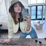 Lucy Hale Instagram - April thangs 🤍⛳️