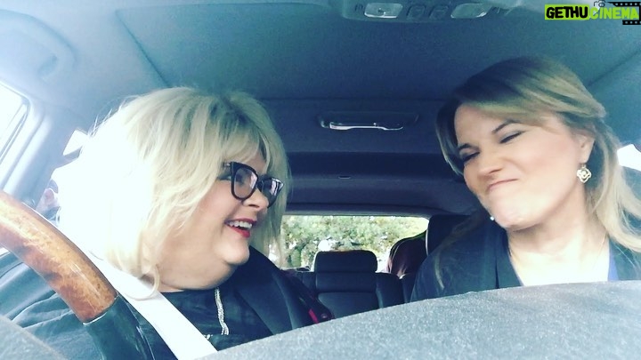 Lucy Lawless Instagram - @magda_szubanski stealing all the focus with her rapier wig. #MyLifeIsMurder This week 9pm @channel10au and coming soon to @acorn_tv in the States