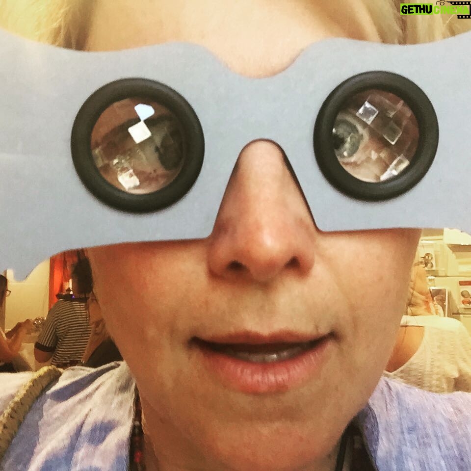 Lucy Lawless Instagram - I want to be more like Peggy! #PeggyGuggenheimMuseumVenezia Peggy Guggenheim Museum
