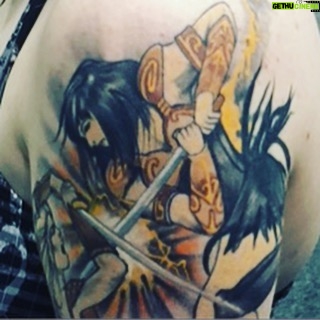 Lucy Lawless Instagram - A new #xena tattoo @ozcomiccon Xena&Gabrielle fighting over what -who does the dishes? This girl was 20. The audience for Xena gets ever younger. Amazing.