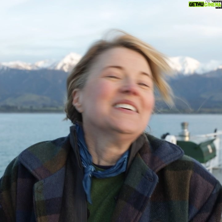 Lucy Lawless Instagram - Friends, I'm here with @greenpeace w the Kaikoura whales, laying down a challenge to Aussie to protect a biodiversity treasure you might not know you have. Sign here and share #tagALovelyAussie greenpeace.nz/whales @TaikaWaititi @AJemaineClement @LiamHemsworth LOVE #makeOilHistory