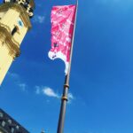 Lucy Lawless Instagram - Last rehearsal for Carmina Burana at #Odeonsplatz #München flying the @variousvoices2018 flag with pride. Locals joining for a singalong. All welcome. Alle #willkommen #carminaburana