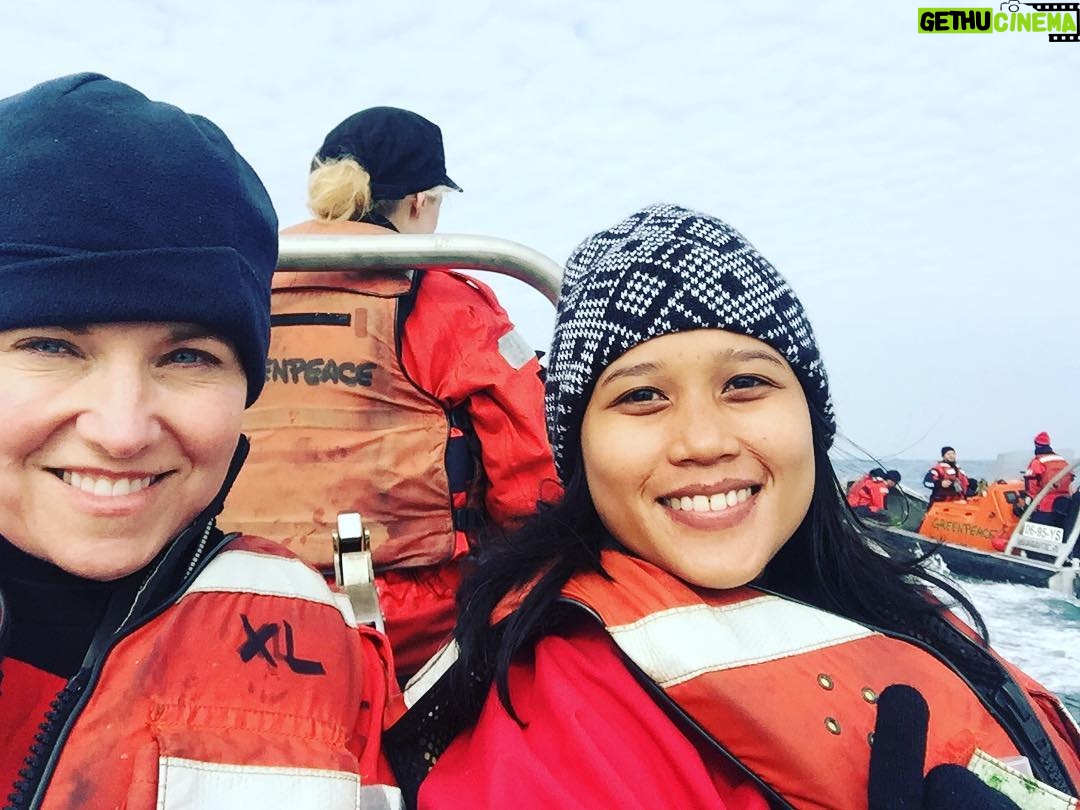 Lucy Lawless Instagram - With my activist heroine, @joannasustento #braveheart @greenpeace #SaveTheArctic #LOVE
