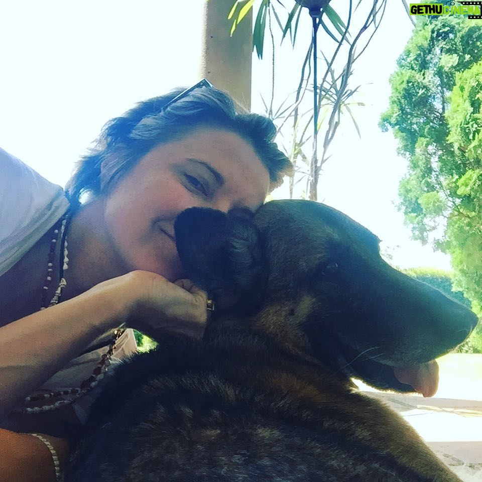 Lucy Lawless Instagram - My study buddy