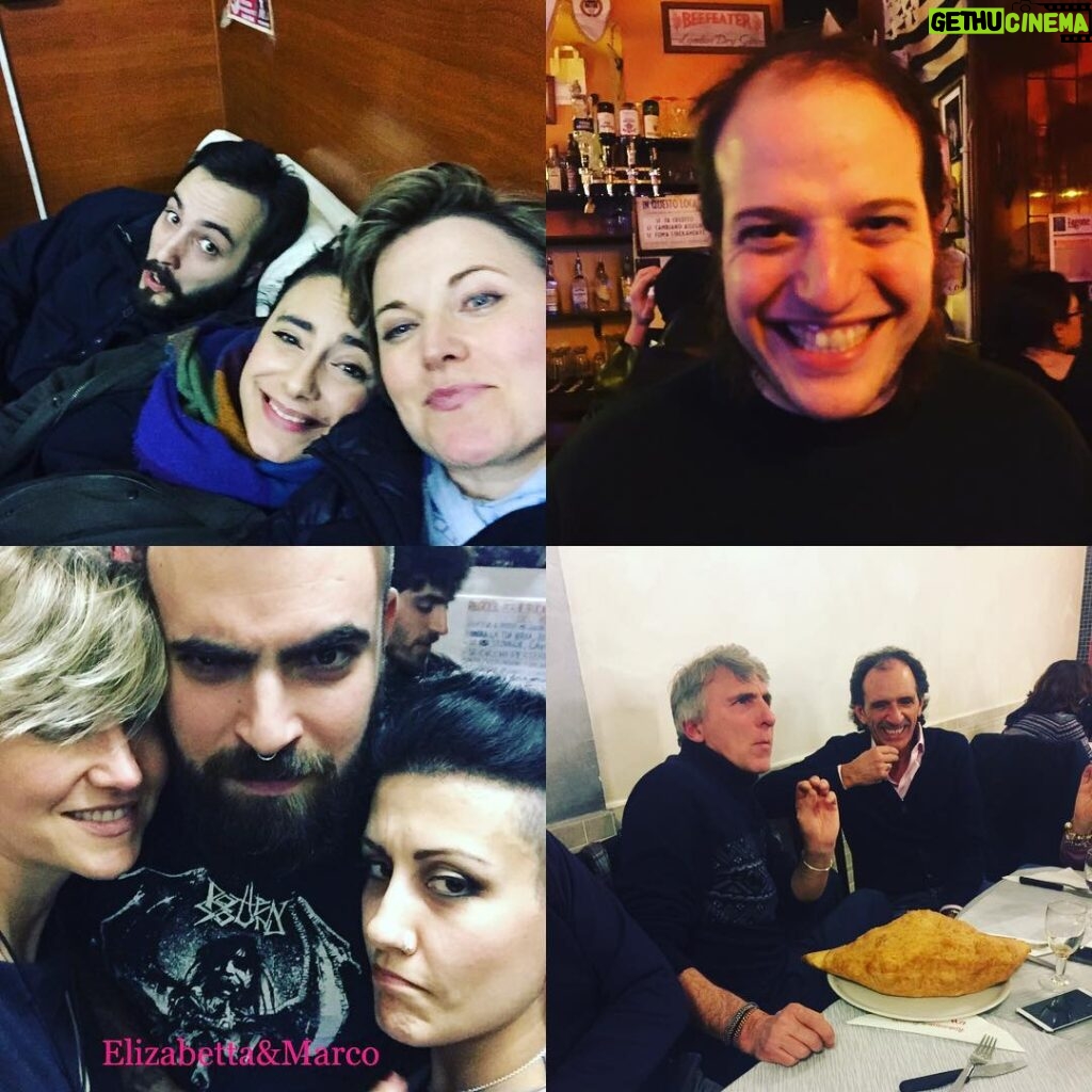 Lucy Lawless Instagram -