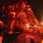 Ludmilla Instagram - Fechei o ano com chave de ouro, cantando no maior réveillon do mundo pra mais de 2 milhões de pessoas ao vivo e o show televisionado pra todo o meu país, me sinto pronta e abençoada pro que me espera em 2024 só vem que eu tô pronta ✨🙏🏾✨