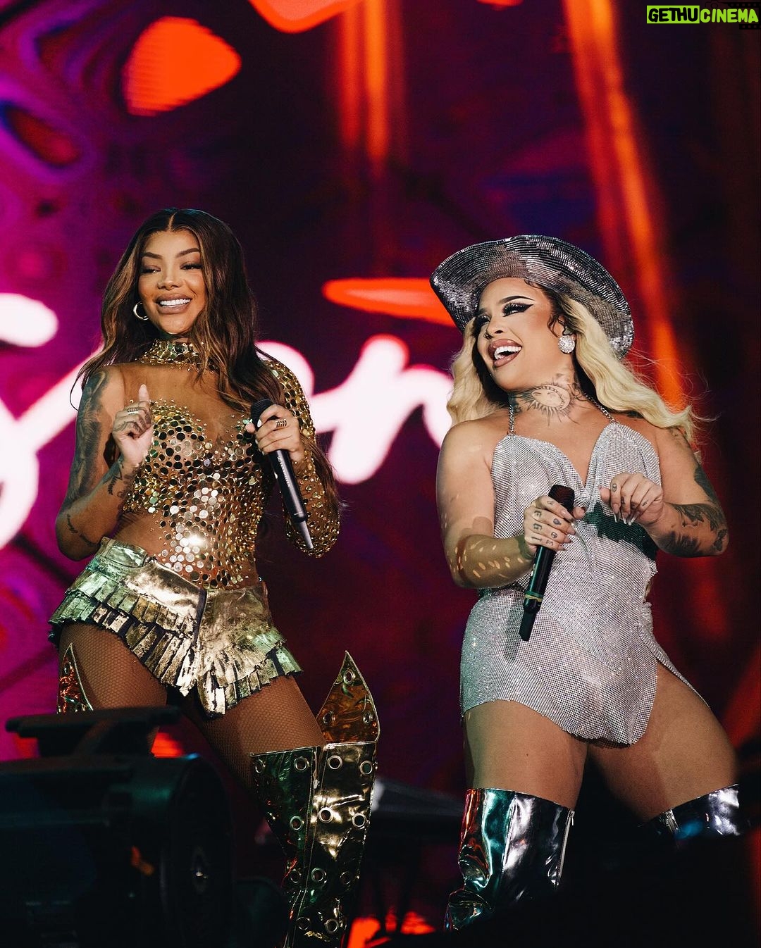 Ludmilla Instagram - Fechei o ano com chave de ouro, cantando no maior réveillon do mundo pra mais de 2 milhões de pessoas ao vivo e o show televisionado pra todo o meu país, me sinto pronta e abençoada pro que me espera em 2024 só vem que eu tô pronta ✨🙏🏾✨