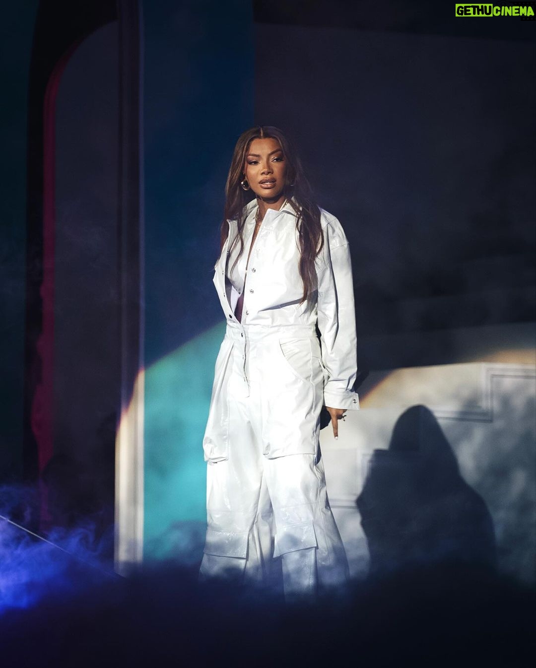 Ludmilla Instagram - Eu sou foda em fingir que tô bem, você sabe faz parte do game… #ludmillainthehouse