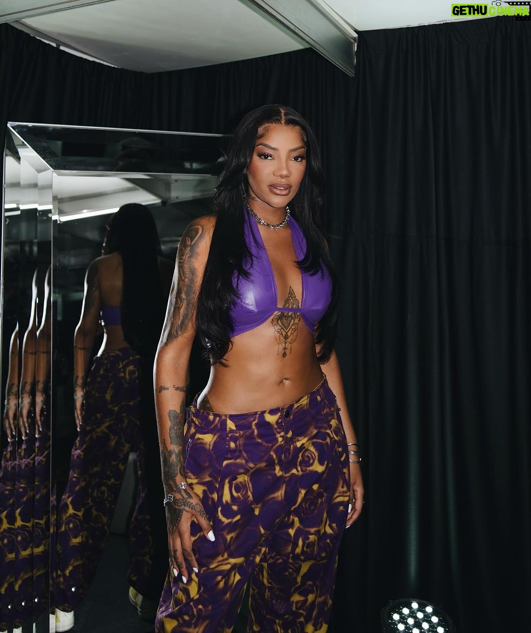 Ludmilla Instagram - Numanice sp day 2💜 foi bom demaisss