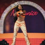 Ludmilla Instagram - Primeira dia de numanice em sp foi tudo de bom, eu sou muito feliz aqui em cima cantando pra vocês 🧡