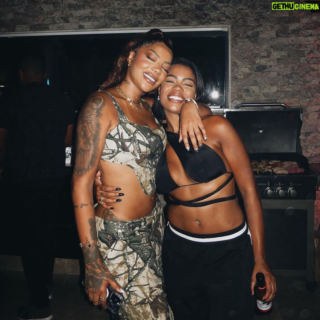 Ludmilla Instagram - Welcome to Fervo da Lud @victoriamonet 🤎