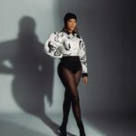 Ludmilla Instagram - aqui tu chora, se apaixona e fica correndo atrás
