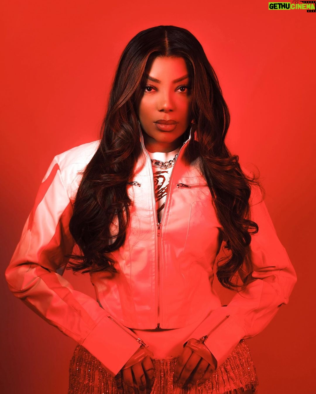 Ludmilla Instagram - diga o feitiço que você jogou em mim ❤️🔥