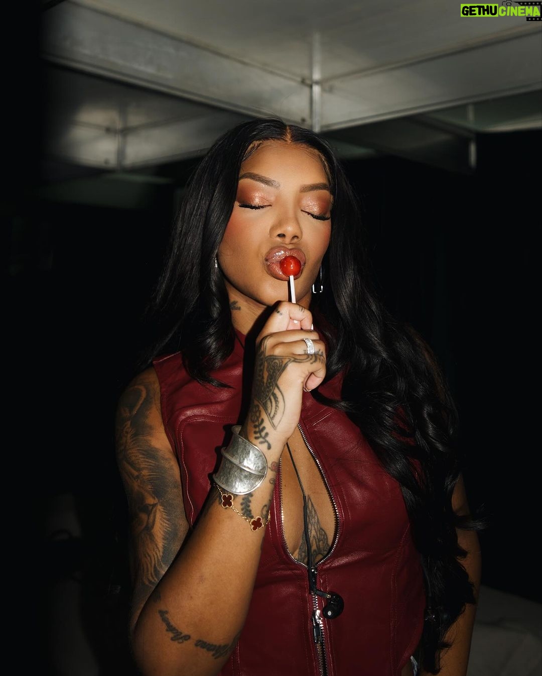 Ludmilla Instagram - @djludbrisa e seu caos 😂🔥