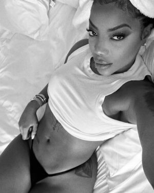 Ludmilla Instagram - SINTOMAS DE PRAZER LIVE disponível agora em todas as plataformas digitais ❤️‍🔥