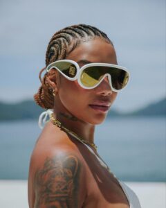 Ludmilla Instagram - Naturalmente nós chega chegando em qualquer ambiente… 📸 @ygormarques