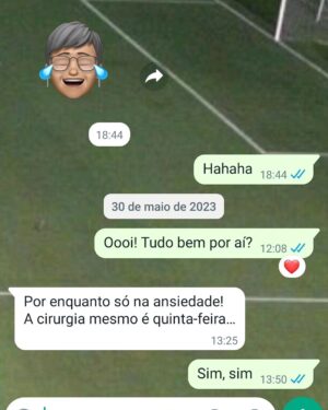 Mário Marra Instagram - Nosso último papo.
De lá pra cá, a ansiedade, o medo e a esperança compuseram o cenário. 
Talvez, além da minha mãe e do meu pai, você tenha sido o meu primeiro amor. 
Queria ter te dado muitos outros beijos e abraços. 
Sei que de longe você torcia muito por mim. 
Um pouco da minha história se foi.
Muito obrigado por tudo.
Beijo.