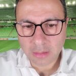Mário Marra Instagram - Na cabine do Independência. Dia de Libertadores.