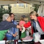 Mélanie Joly Instagram - Une bonne ambiance, des mets savoureux et de la musique divertisante étaient au rendez-vous à Ahuntsic-Cartierville lors du Festival Al Sayde organisé par l'Eglise Orthodoxe D'Antioche de Sainte-Marie.Merci pour votre généreuse hospitalité! — Good cheer, savoury delicacies and uplifting music were on display in Ahuntsic-Cartierville at the Al Sayde Festival organized by St. Mary’s Antiochian Church. Thank you for your heartwarming hospitality!